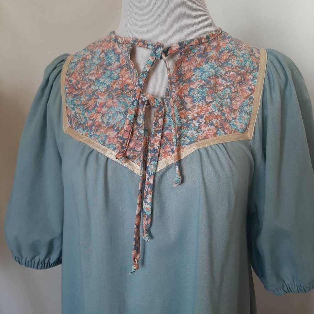 Vtg 70s Sky Blue Floral Yoke Ruffle Prairie Dress, Small - Picture 5 of 10